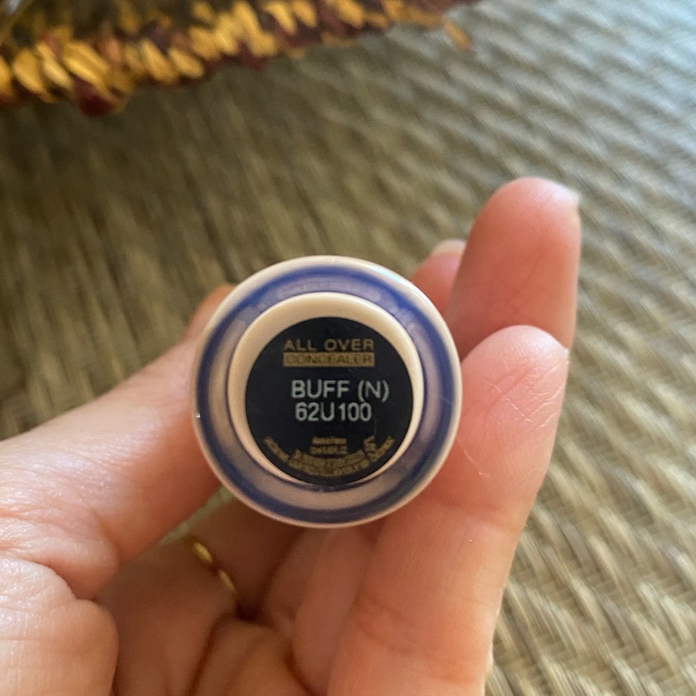 Concealer Bundle - Picture 2 of 5
